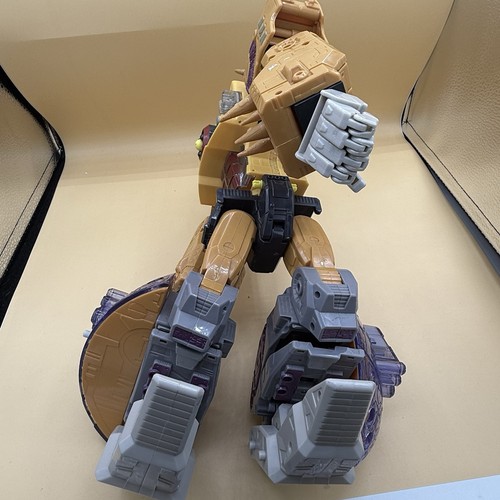 Vintage 2003 Hasbro Transformers Armada Unicron Supreme Class Action Figure - Picture 15 of 16