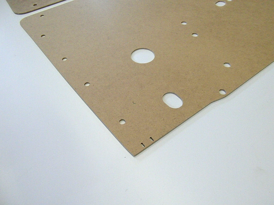 BMW E10 1502-2002tii, tarjetas de puerta turbo Foto 2 de 4