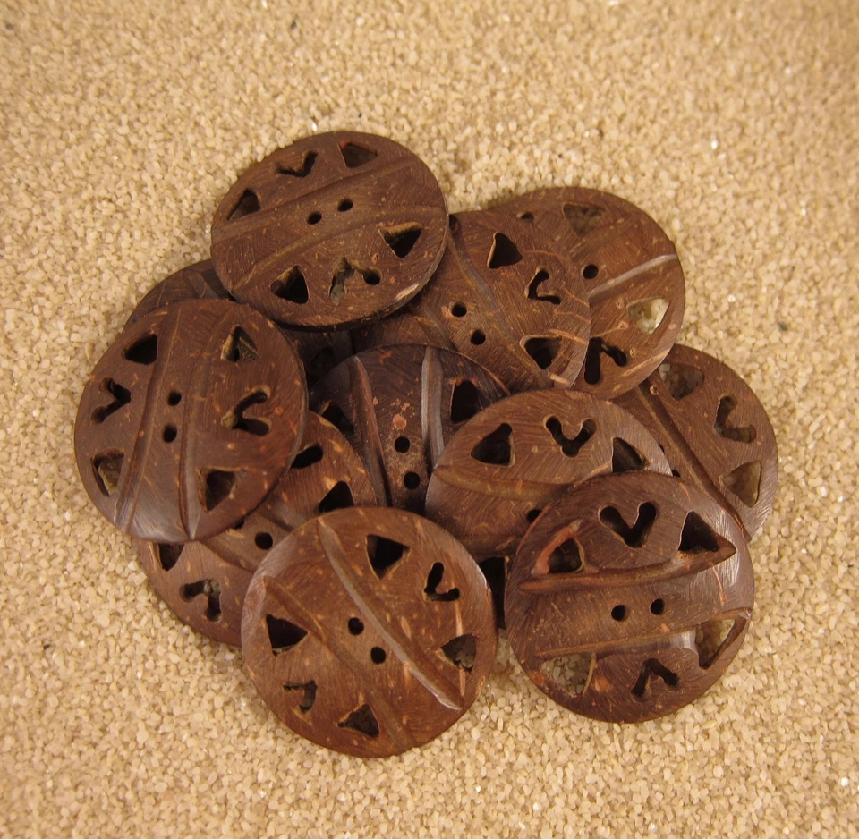 Zen Canyon Large Brown Folk Hearts 2-hole Carved Coconut Shell Buttons 4 pack - Image 2 of 4