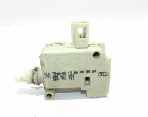 AUDI A6 C5 2000 Stellmotor Heckklappen Zentralverriegelung Central Lock