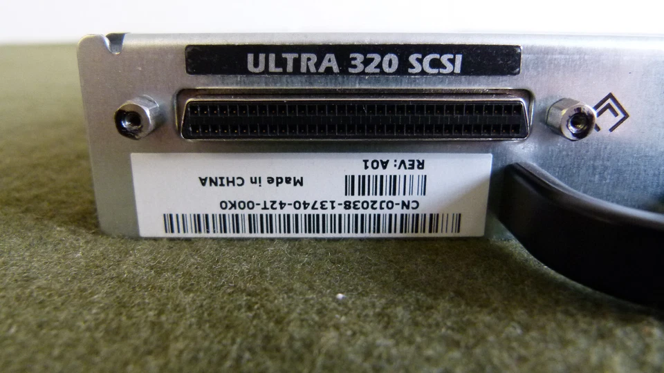 Ultra 320 SCSI CN-0Y1987-13740-42T-00S6 Network Controller - Image 3 of 4