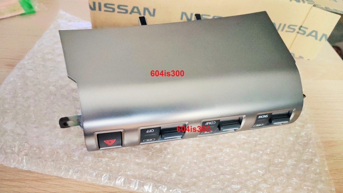 Genuine Nissan OEM R35 GT-R VDC Switch ASSY 2008-2012 CBA