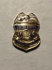 United States Federal Air Marshall Lapel pin ...