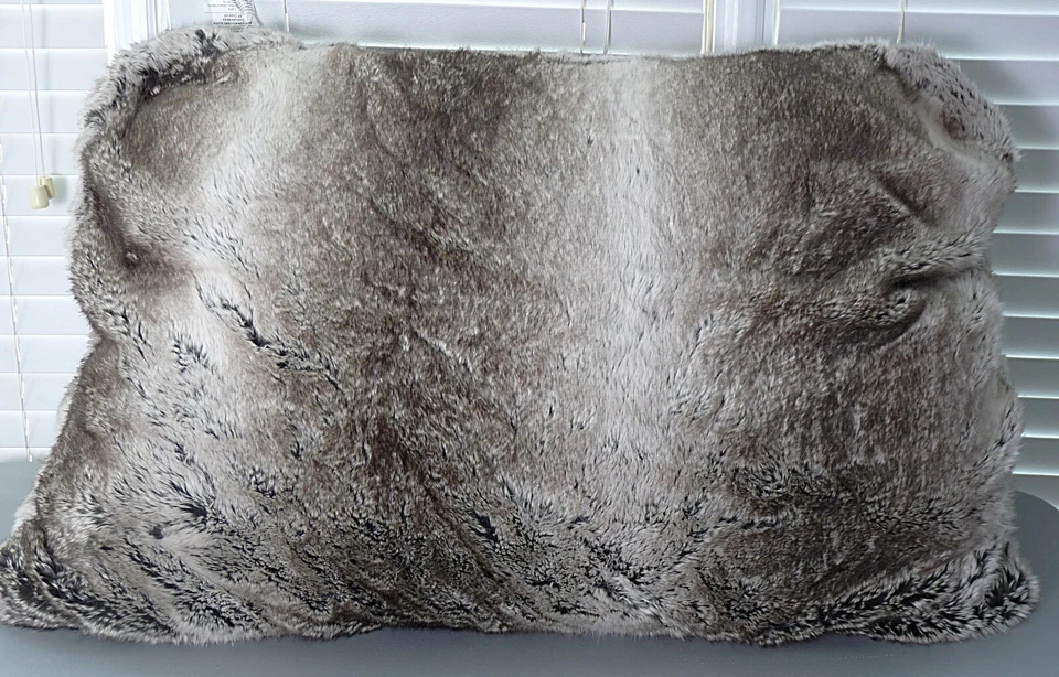 Pottery Barn Faux Fur Rectangle Pet Bed Large - Image 4 of 4