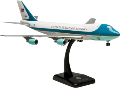 New! Hogan HG2049GR USAF Boeing 747-200 ''Air Force One'', reg. 28000  1:200 model