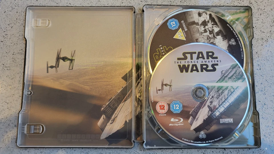 Star Wars The Force Awakens Steelbook Edition BLU RAY USED - Image 4 of 4
