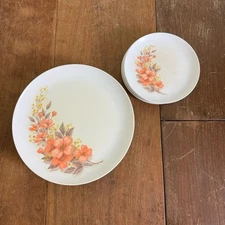 Mar-Crest Melmac VINTAGE peach floral dinner & bread 5 place setting