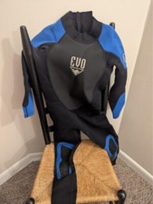 EVO full body wet suit - size: boys XL - black/blue