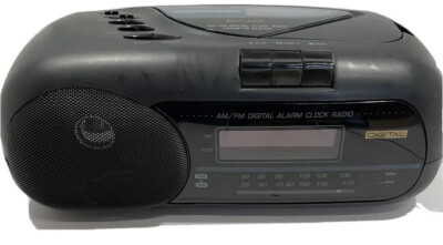 Lenoxx Sound AM/FM Digital Clock Radio Cassette Player Model CR-186 Tested Works