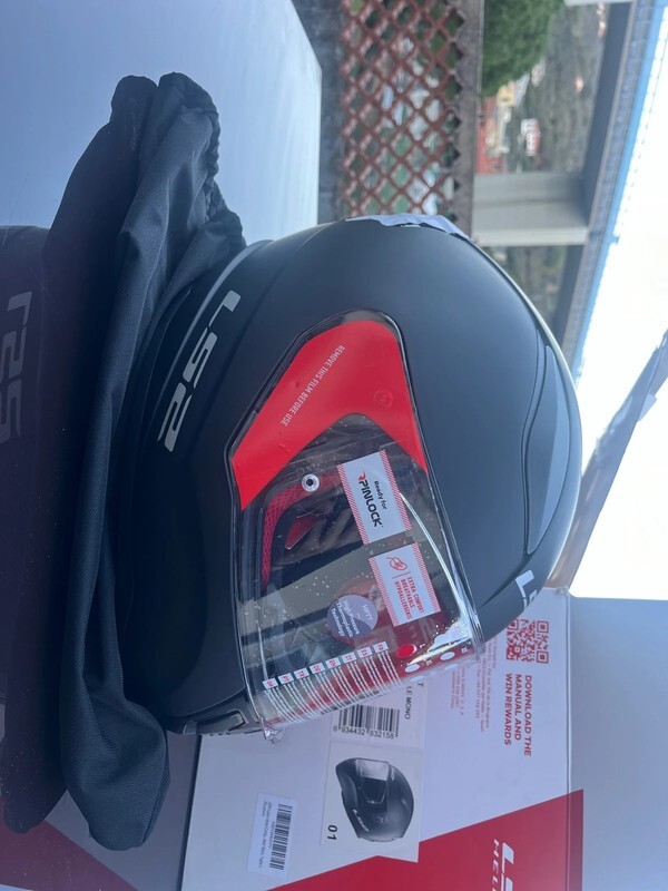 Foto 5 di 5