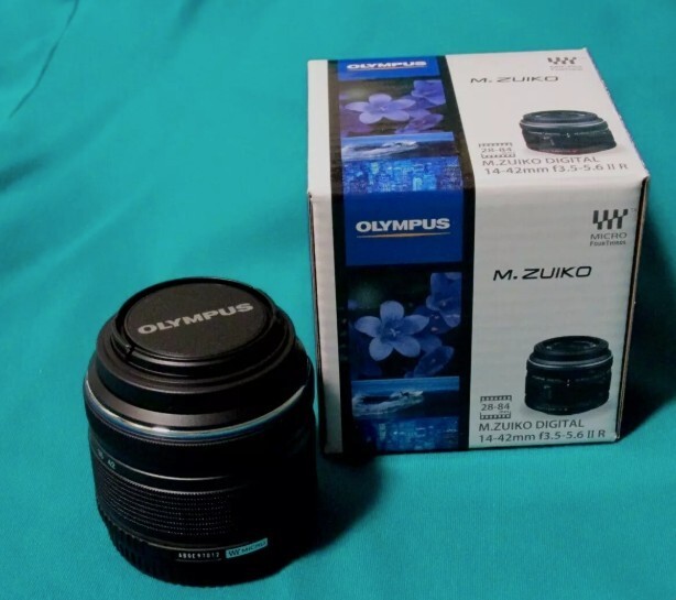 Olympus M.Zuiko Digital 14-42mm f3.5-5.6 II R Lens (Black) New In