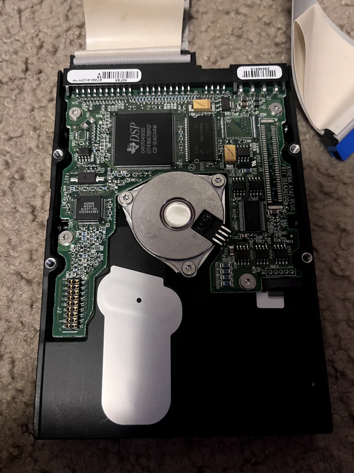 Vtg. MAXTOR MODEL 2B020H1 Quantum Fireball 20GB UNTESTED - Image 3 of 4