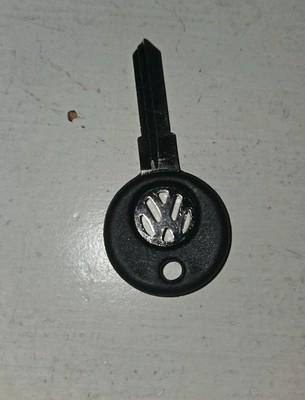 Volkswagen Replica Uncut Ignition Key X9 X88 73VB-P