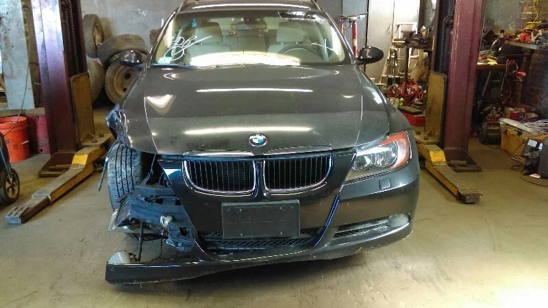 07-12 BMW 328i Rear Spoiler Station Wgn - Image 2 of 4