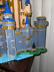 LEGO Disney: The Disney Castle (43222) Great Condition Retired Display Set