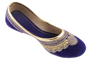 Ethnic-Zapato-Blue-Golden-ScuffJutti-Traditional-Mule-Shoe-Jutti-Gift-For-Mother