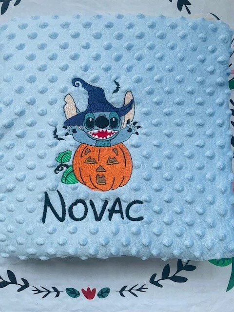 Manta personalizada Halloween Stitch|Manta bordada para Halloween Foto 4 de 4