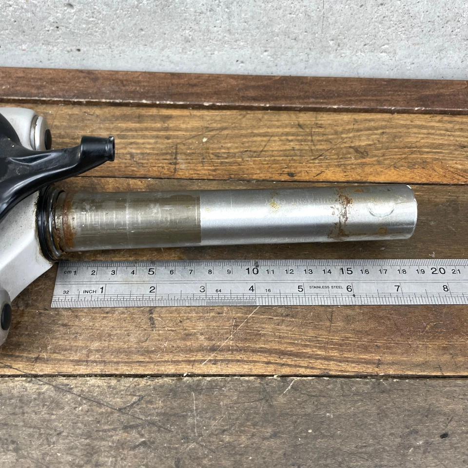 Vintage Rock Shox Mag 10 Fork 1 1/8 Threadless PARTS 26 in 7" Steerer 26" Mag 10 - Image 4 of 4