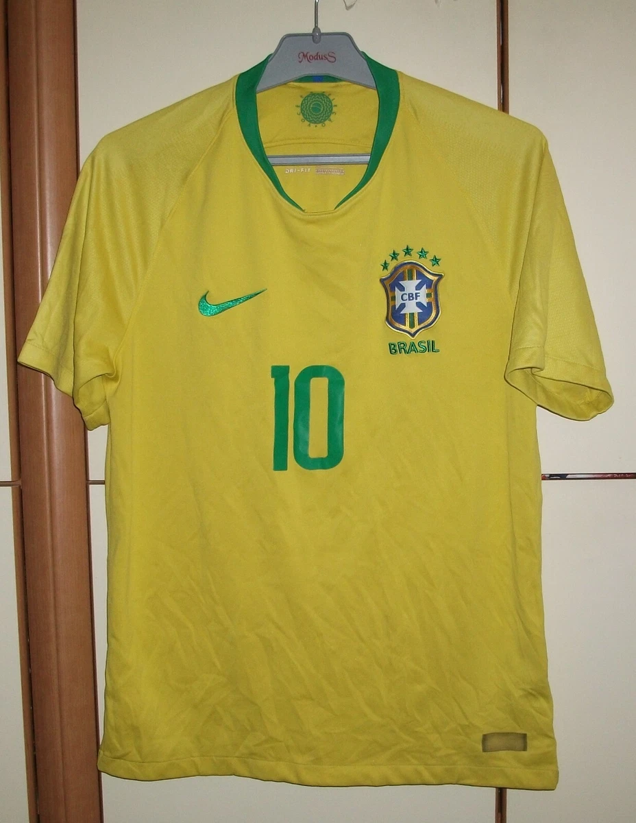 Brazil 2018 2019 Home football shirt jersey Nike Size M 10