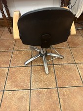 Black Hydraulic  Hairdressing Styling Chair