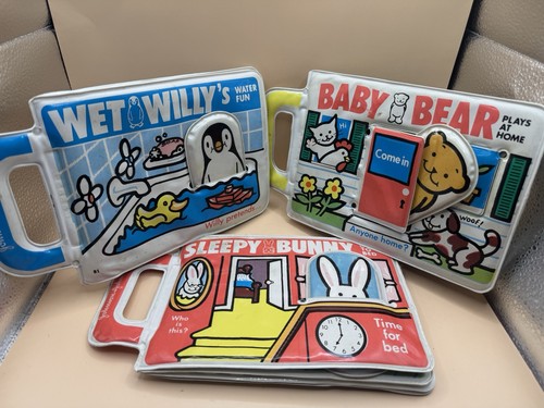 Vintage Johnson & Johnson Baby Bear Plays At Home Vinyl Book Bath 1982 Used