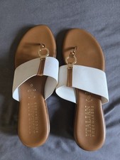 Women's casual sandal