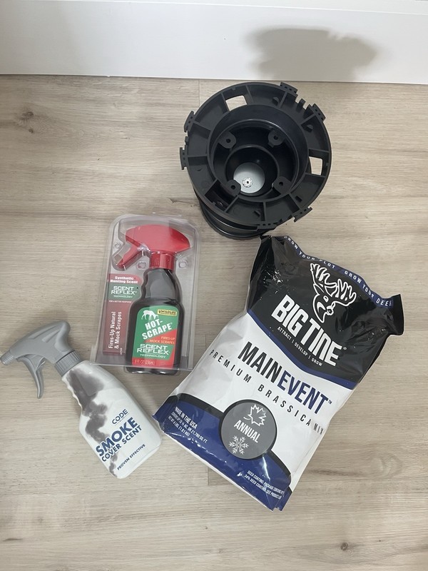 Hunting Bundle for Outdoor Hunting Set Of 4 Miscellaneous Items
