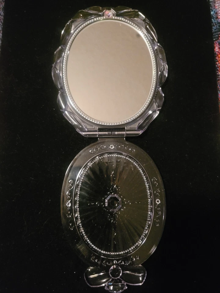 Jill Stuart Clear Acrylic Compact Mirror - Image 3 of 4
