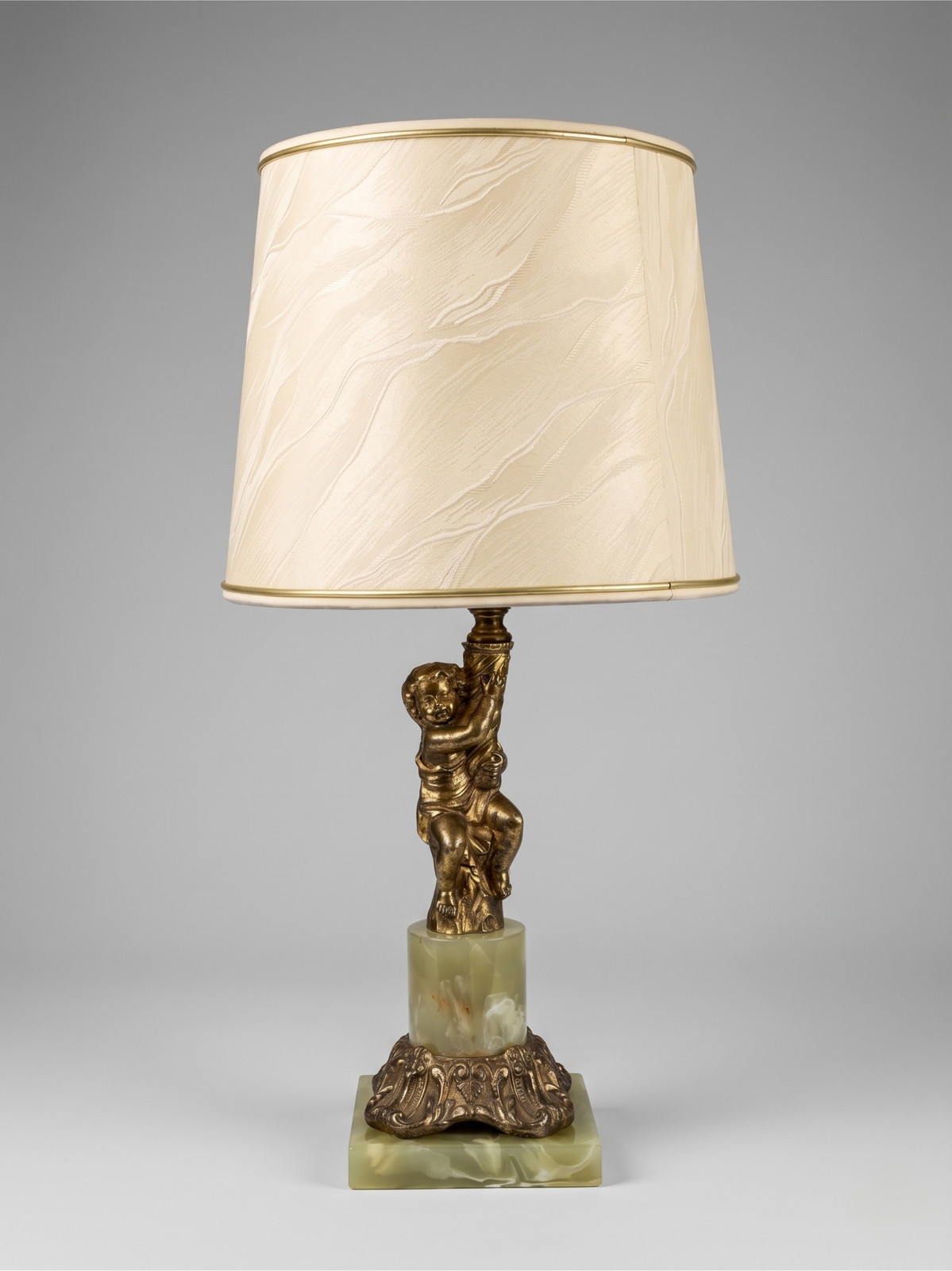 Lampe de table style Louis XVI luminaire rétro doré avec ange sculpté pour bureau