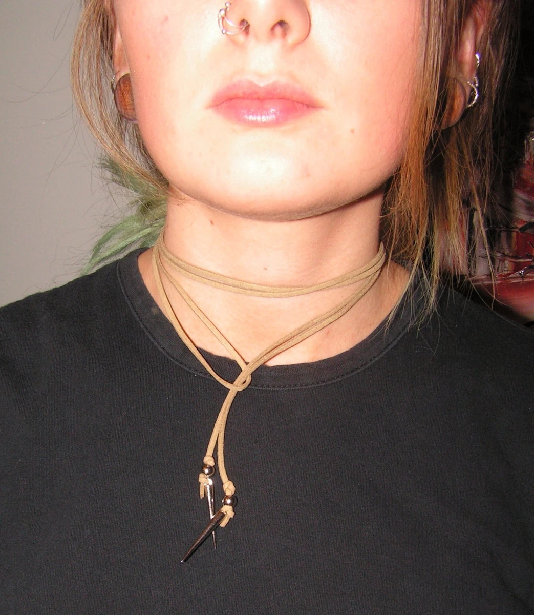 Beige choker hotsell