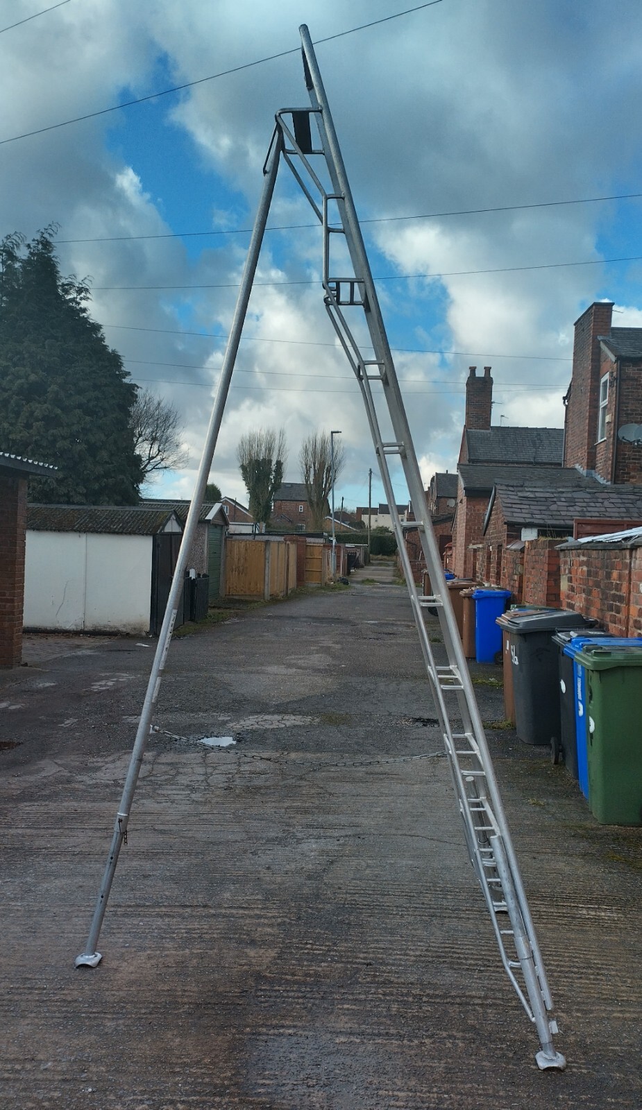 Henchman 12ft PRO Ladder (3 years old) eBay