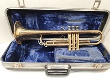 YAMAHA YTR-2320 Bb TRUMPET WITH CASE EARLY 1980'S.