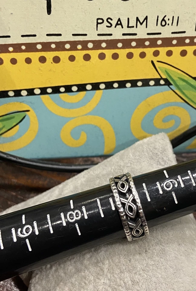 Anillo Ichthus Continuo Martillado Plata Esterlina James Avery Retirado Raro Talla 7 Foto 4 de 4