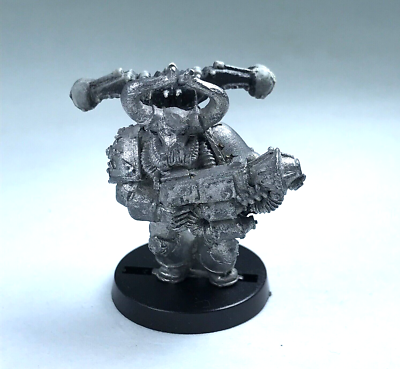 Classic Chaos Space Marine with Flamethrower Rogue Trader