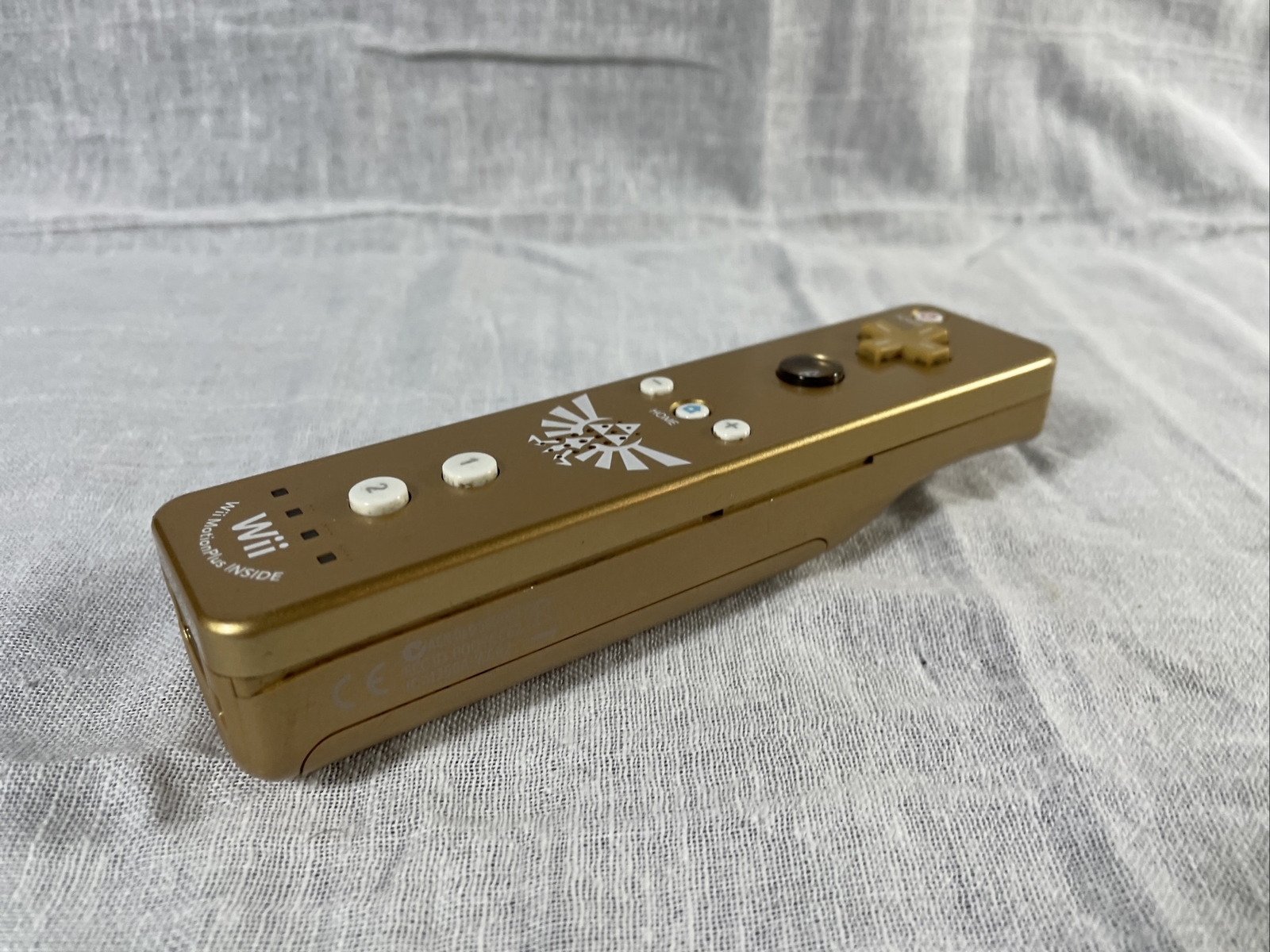 Legend of Zelda Skyward Sword Gold Nintendo Wii Remote Controller