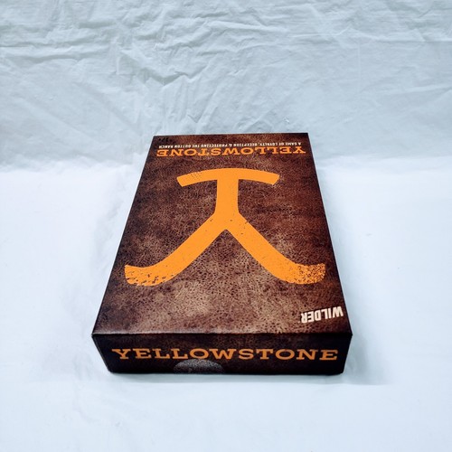 Yellowstone A Game Of Loyalty Deception & Protecting The Dutton Ranch Card Game - 第 5/8 張圖片