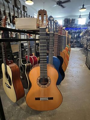 2010 Ricardo Sanchis Carpio Model 3A Flamenco Classical Guitar