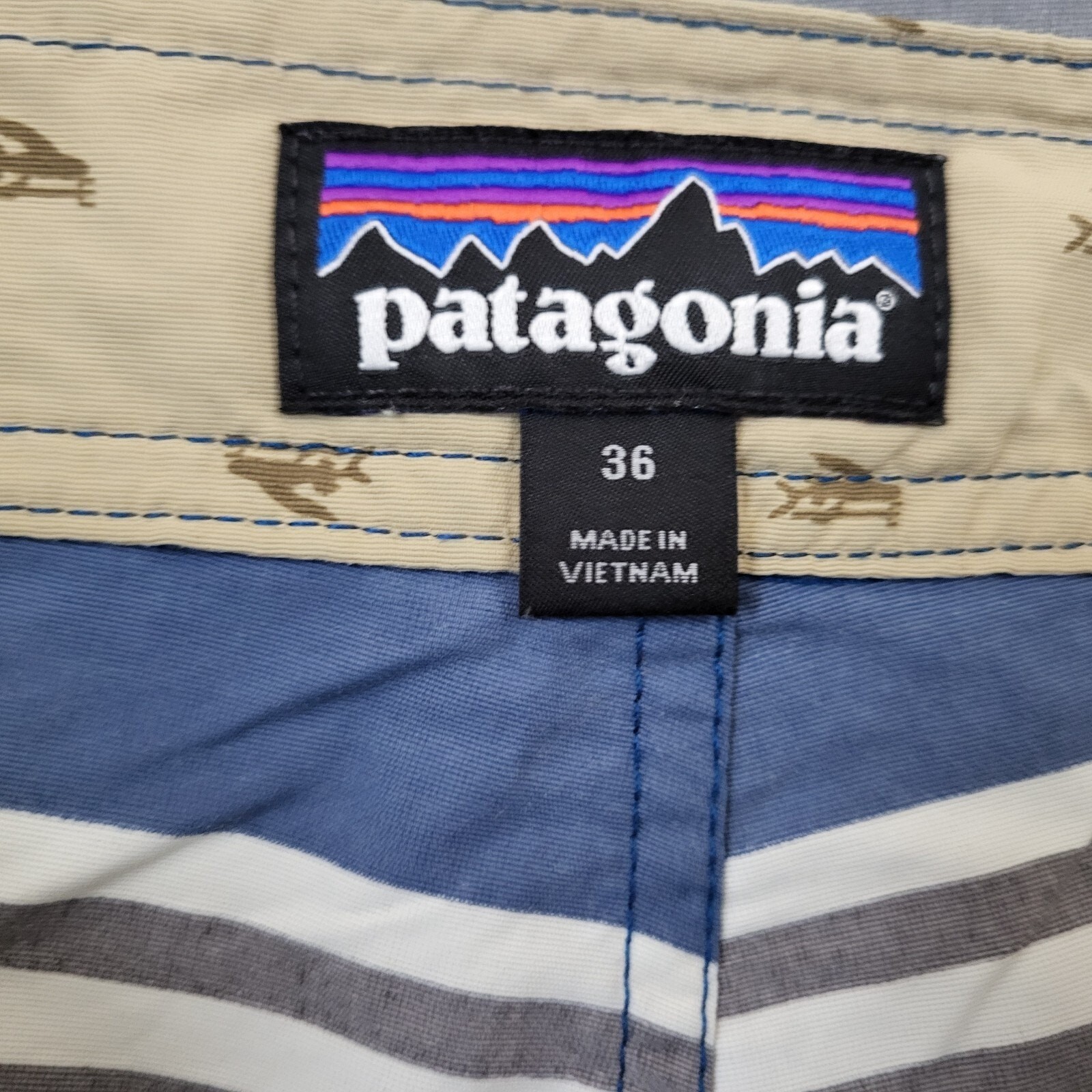Patagonia Shorts Mens 36 Mid Rise Swim Trunks 8" Inseam Pull On Striped Blue thumbnail 10