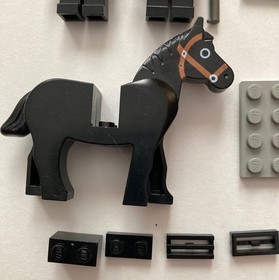 3 Lego Western: 6716 Weapons Wagon, 6712 S. Showdown, 6790 B. Wheelgun- all 100%