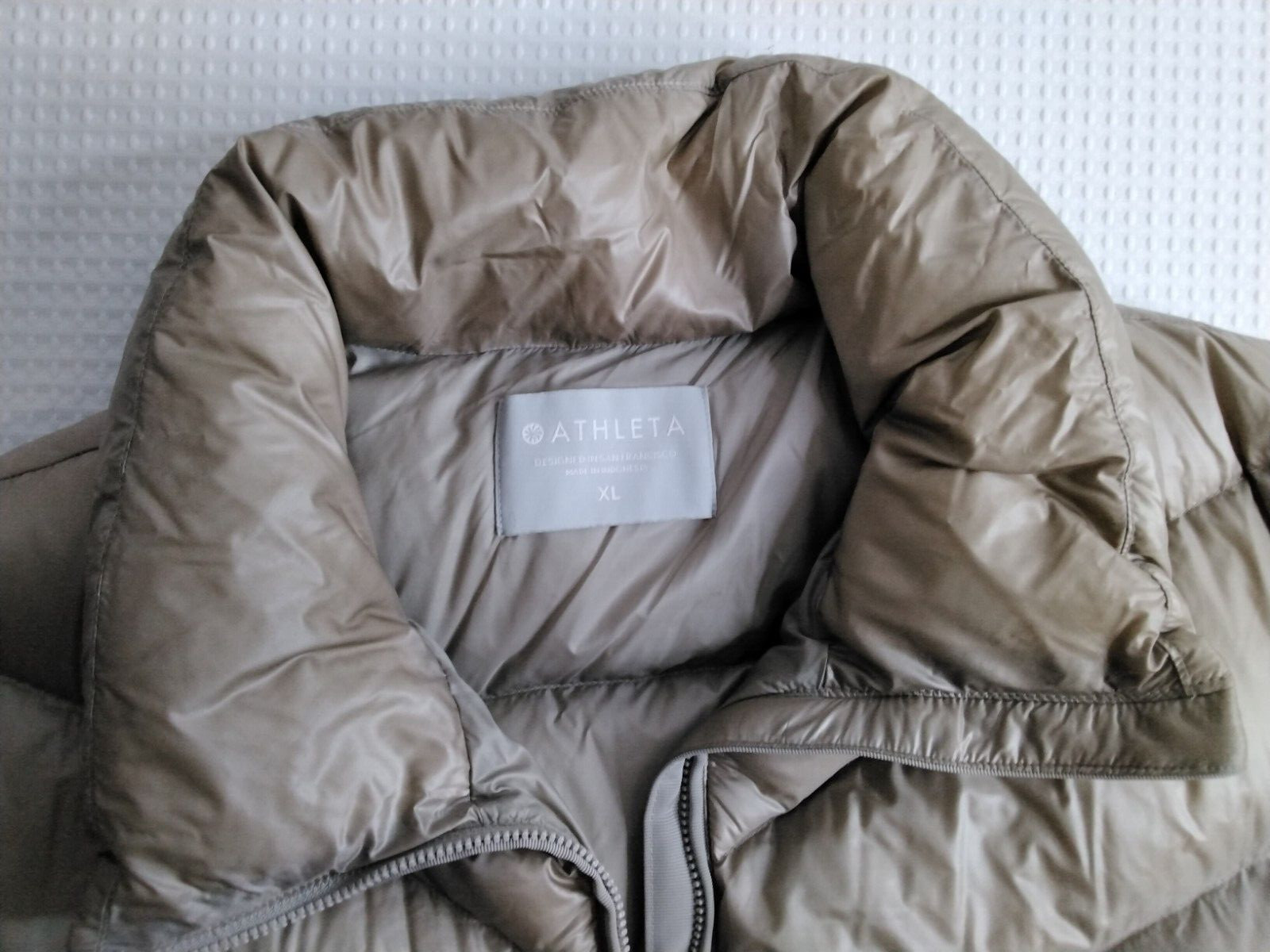 Athleta Beige Goose Down Puffer Jacket Womens Siz… - image 10