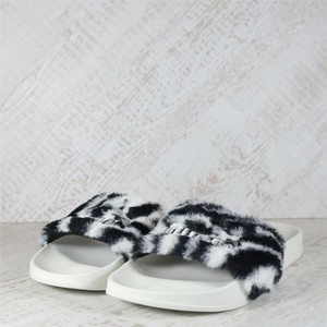 puma furry slides zebra