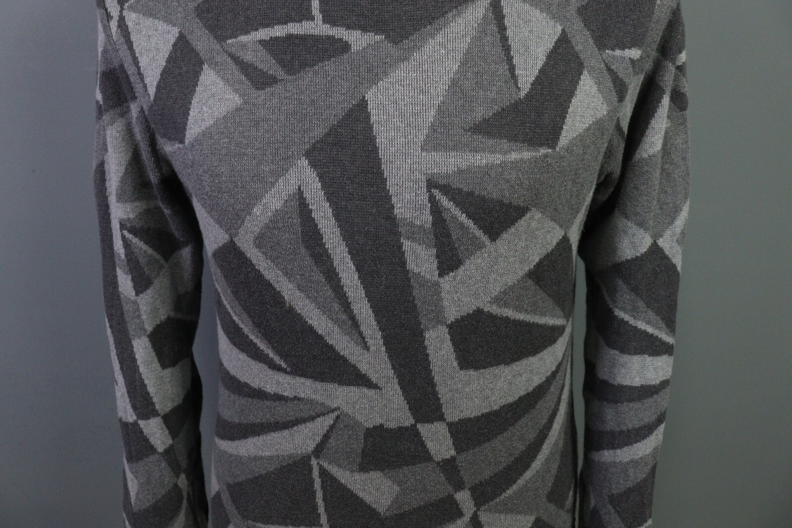Edwin Gray Crew Neck Diamond Pattern Relaxed Swea… - image 5