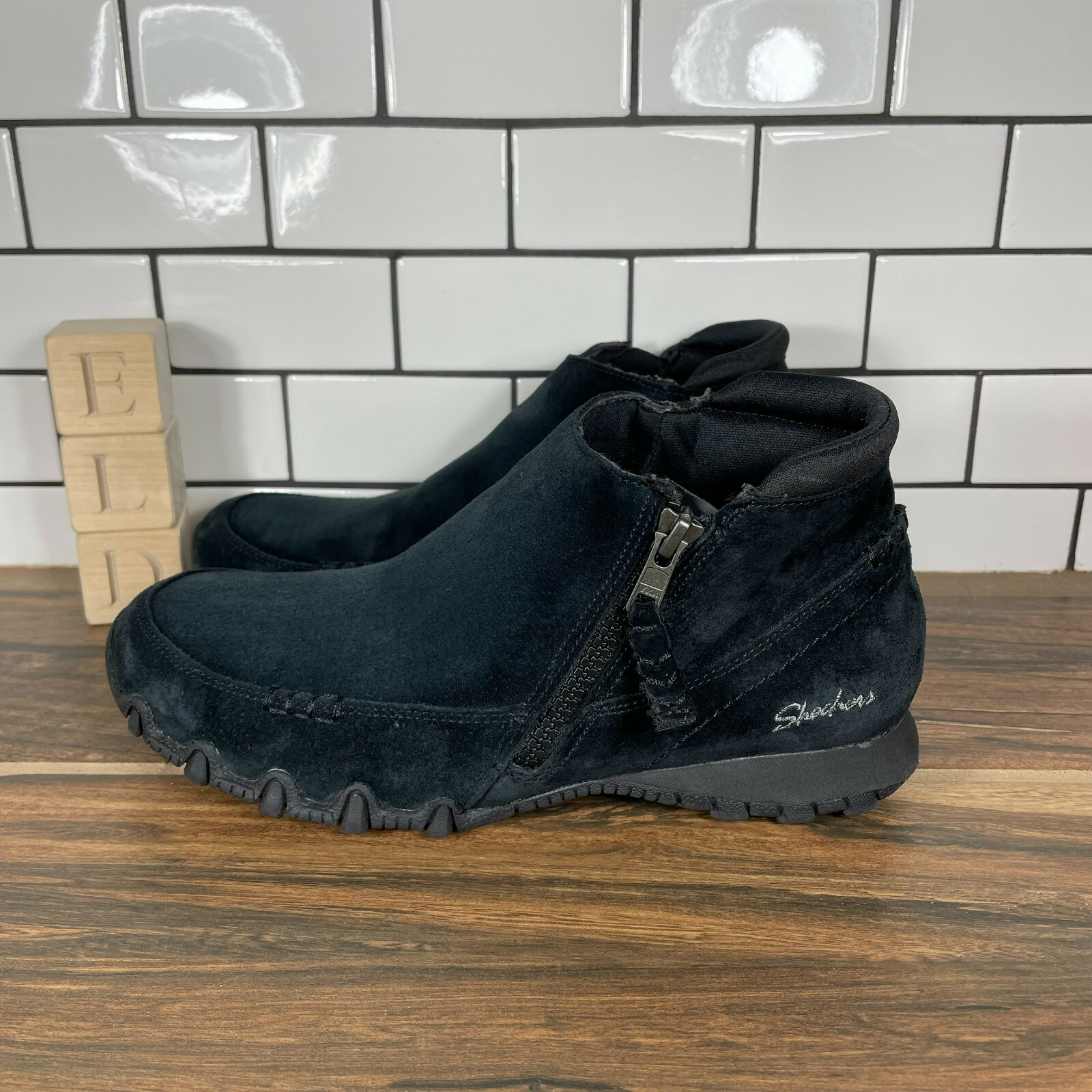 skechers relaxed biker ankle boots