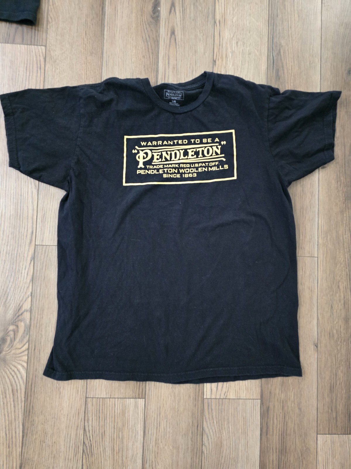 Pendleton Men's Solid Black T-Shirt Size Large 10… - image 2