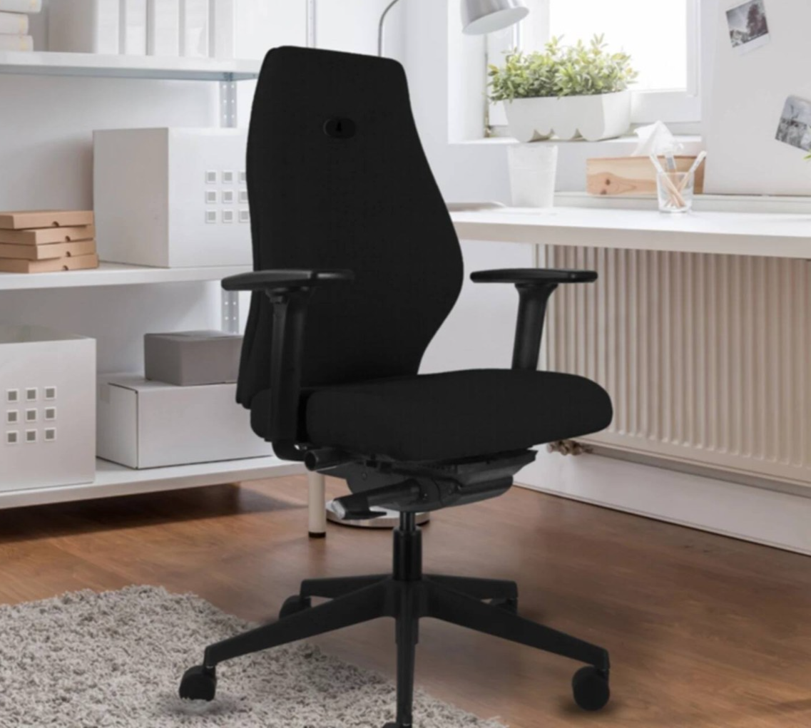 RS600A Ergonomic Office Swivel Chair High Back Synchro Tilt 2D Armrests 150kg