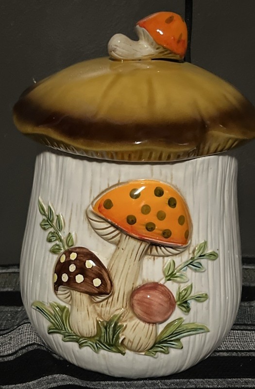 Vintage Sears 1970’s Merry  Mushroom 11 inch cookie jar 