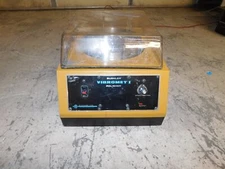 BUEHLER CAT NO 67-1525-160 VIBROMET I POLISHER (#4621)