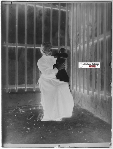 Grand-mère, bébé, Plaque verre photo ancienne, négatif noir & blanc 9x12 cm - Photo 2 sur 2