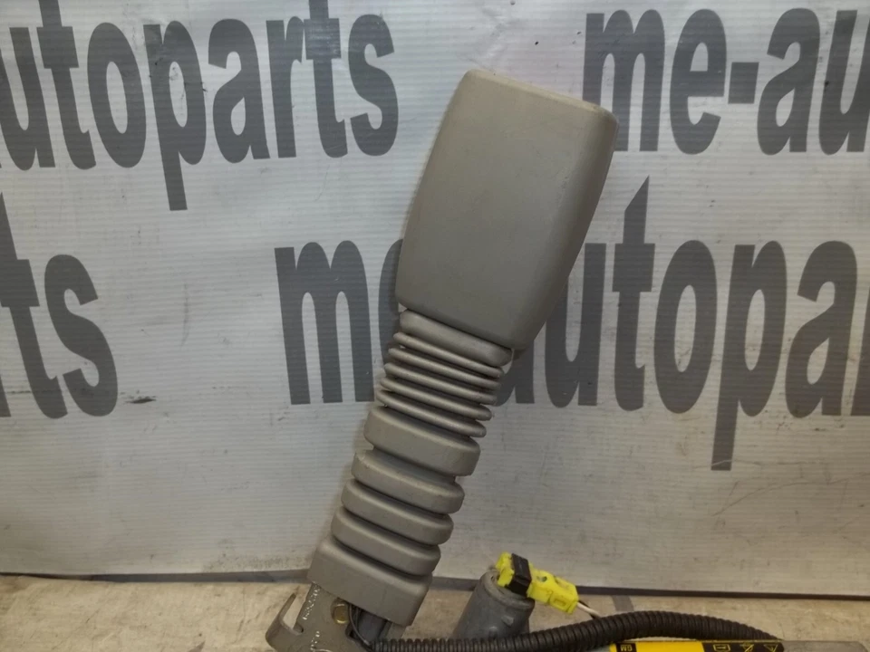 2007-2009 CADILLAC SRX OEM DRIVER SIDE LEFT FRONT SEAT BELT BUCKLE LOCK LATCH - Imagem 2 de 4