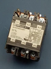 Square D - 8910DPA53V02RT - Definite Purpose Contactor - 3-Pole 55A - NEW